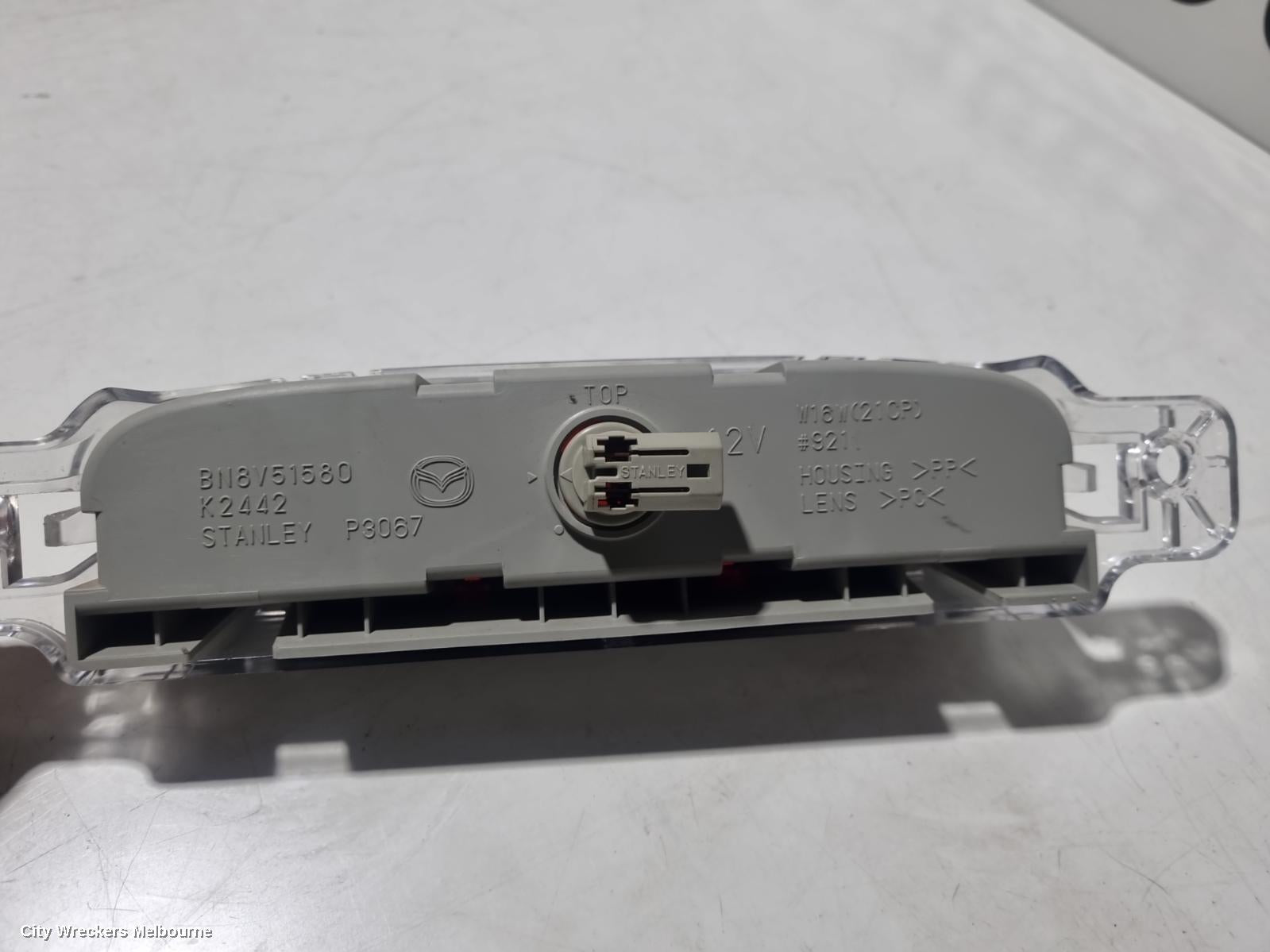 MAZDA 3 HIGH LEVEL STOPLIGHT, BK 10/2003 - 04/2009 - Image 2
