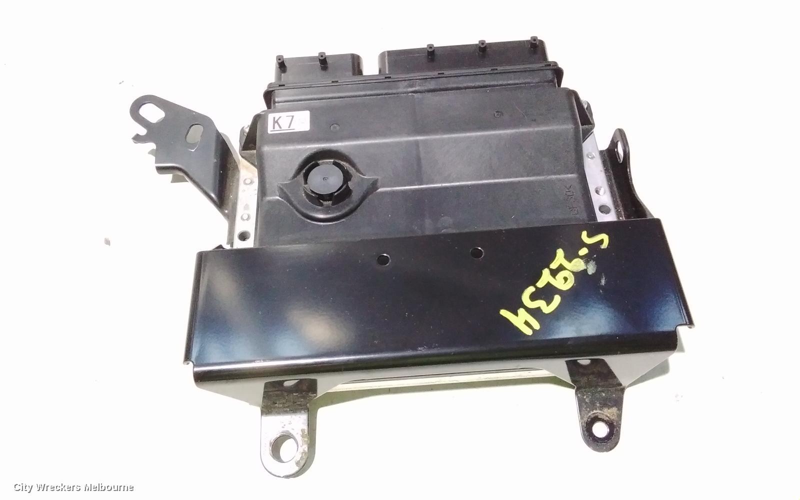 TOYOTA HIACE ECU, ENGINE ECU, 3.0, 1KD-FTV, DIESEL, P/N 89661-26M50, ECU ONLY, KDH, 09/2006 - 04/2019 - Image 2
