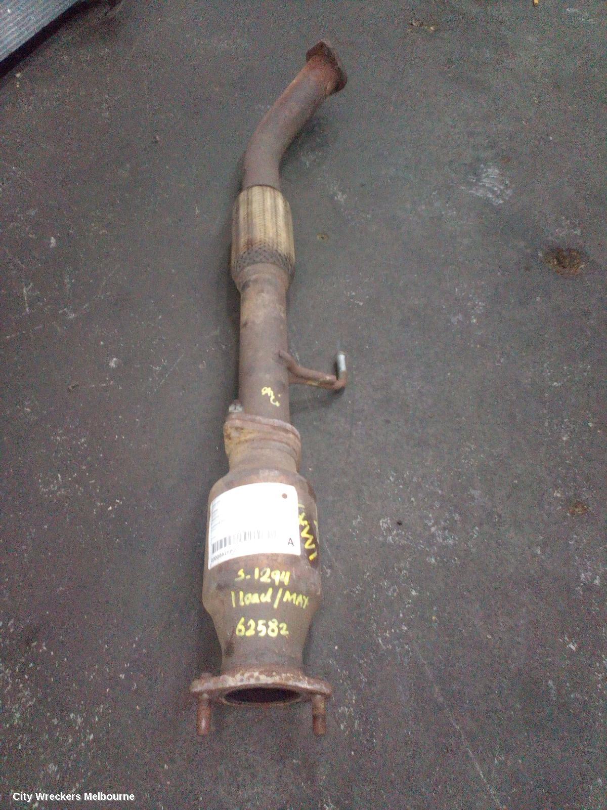 HYUNDAI ILOAD/IMAX CATALYTIC CONVERTER, UNDER CAR-CAT TYPE, 2.4, PETROL, TQ, 11/2007 - 05/2018 - Image 3