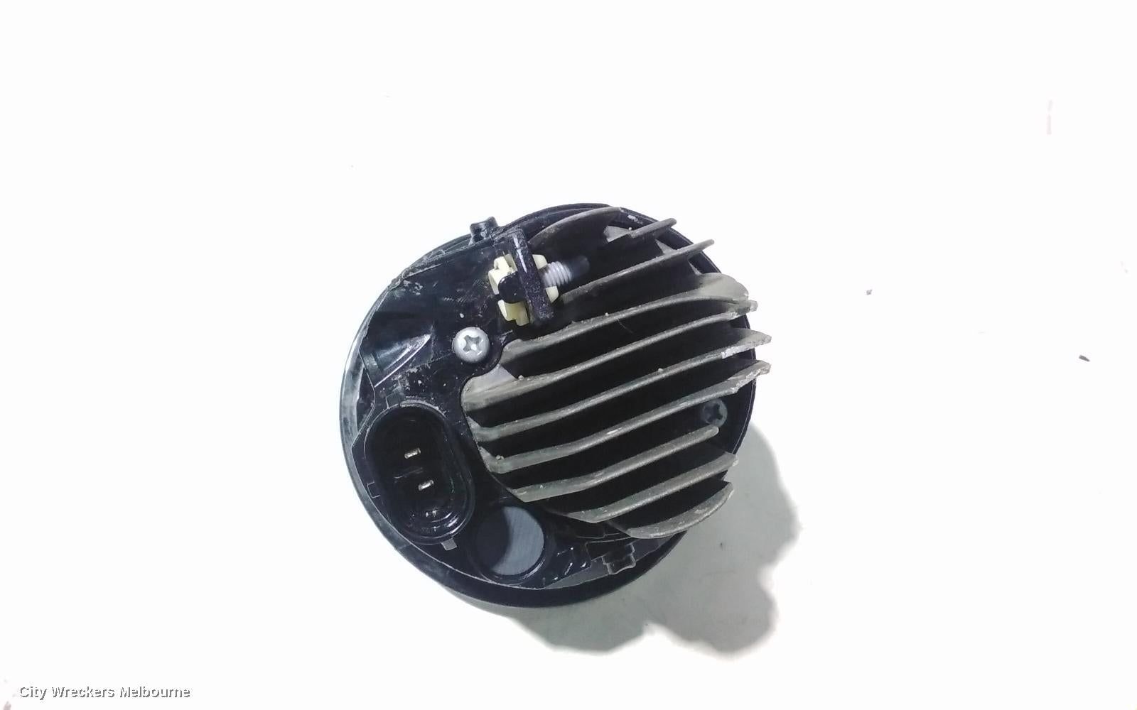 TOYOTA KLUGER RIGHT INDICATOR/FOG/SIDE, BUMPER FOGLAMP, LED TYPE, XU70 SERIES, 03/2021 ONWARDS - Image 3