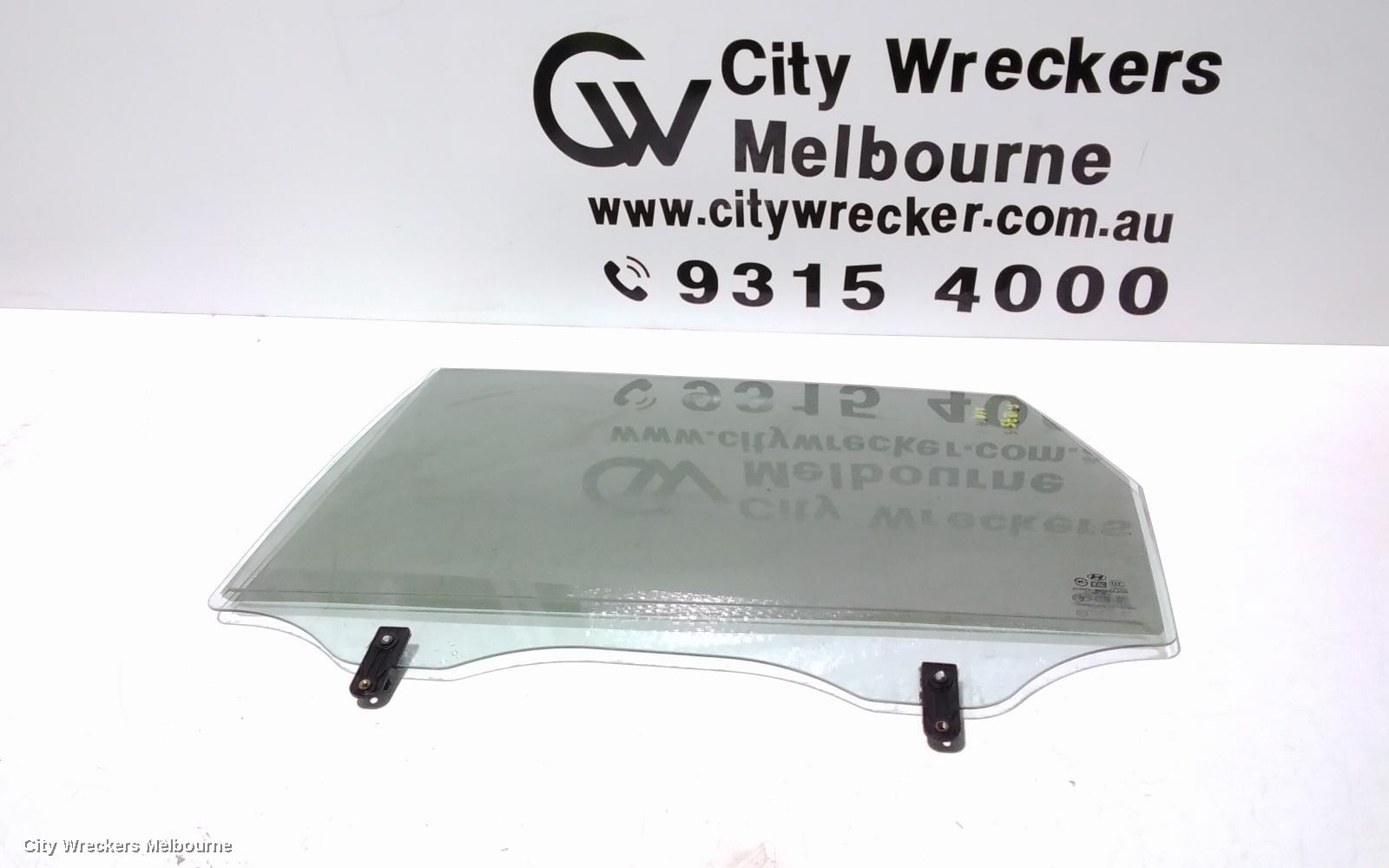 HYUNDAI TUCSON LEFT REAR DOOR WINDOW, JM, 08/2004 - 01/2010 - Image 2