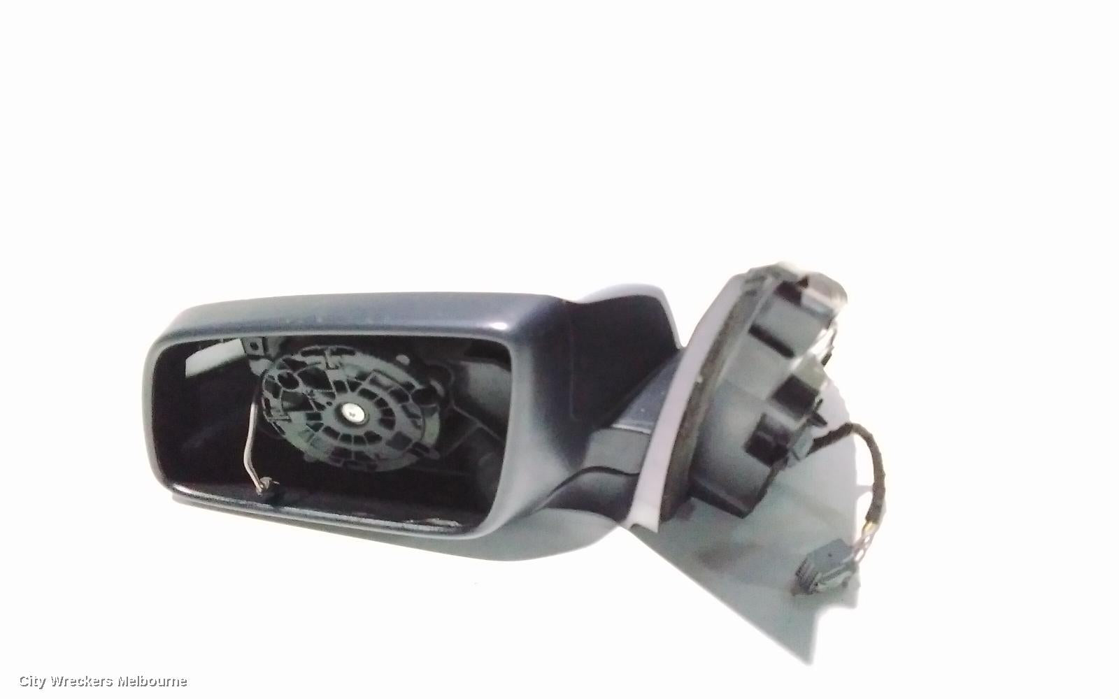 HOLDEN COMMODORE LEFT DOOR MIRROR, VF, COLOUR CODED/BLACK, NON BLINDSPOT TYPE, 05/2013 - 12/2017 - Image 1