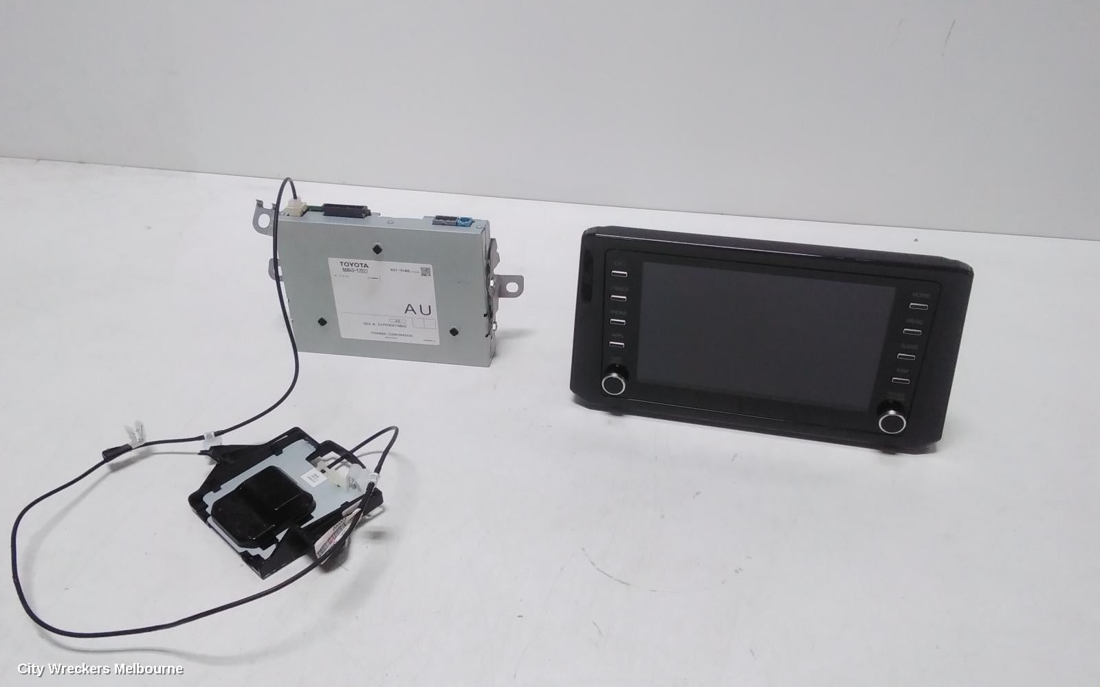 TOYOTA COROLLA RADIO/CD/DVD/SAT/TV, DISPLAY UNIT, 8IN SAT NAV TYPE, E210, 07/2018 ONWARDS - Image 2