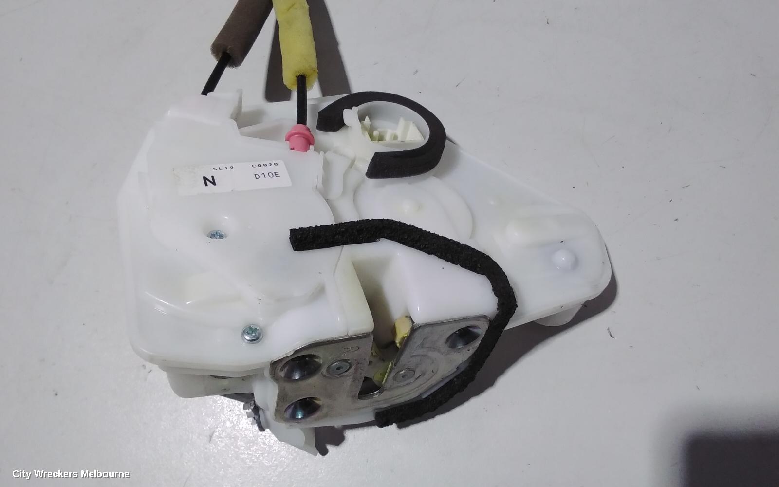 MAZDA CX3 DOOR/BOOT/GATE LOCK, RIGHT FRONT DOOR LOCK, DK, 03/2015 ONWARDS - Image 3