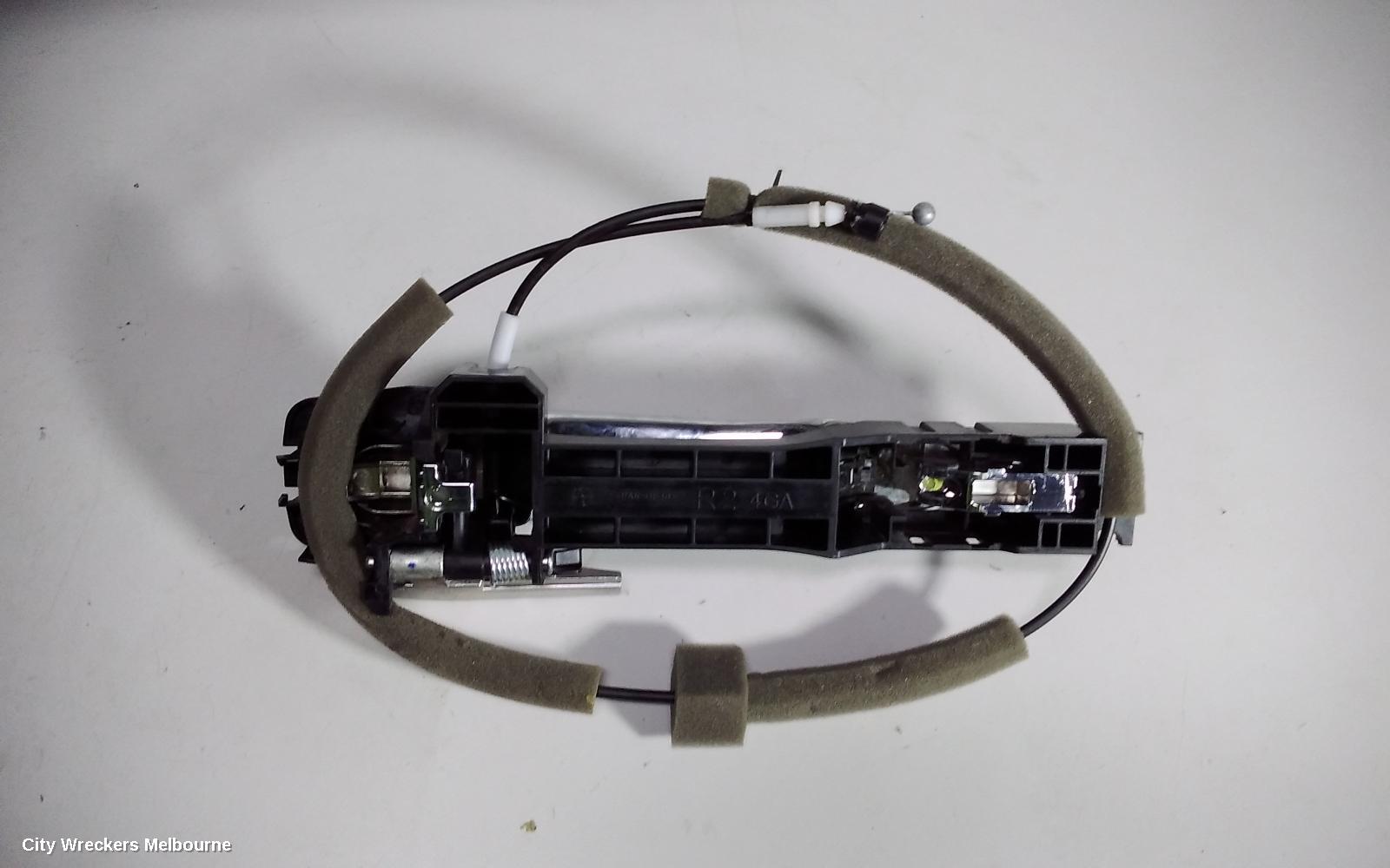 NISSAN XTRAIL DOOR HANDLE, OUTER, RH REAR, T32, 02/2014 ONWARDS - Image 2