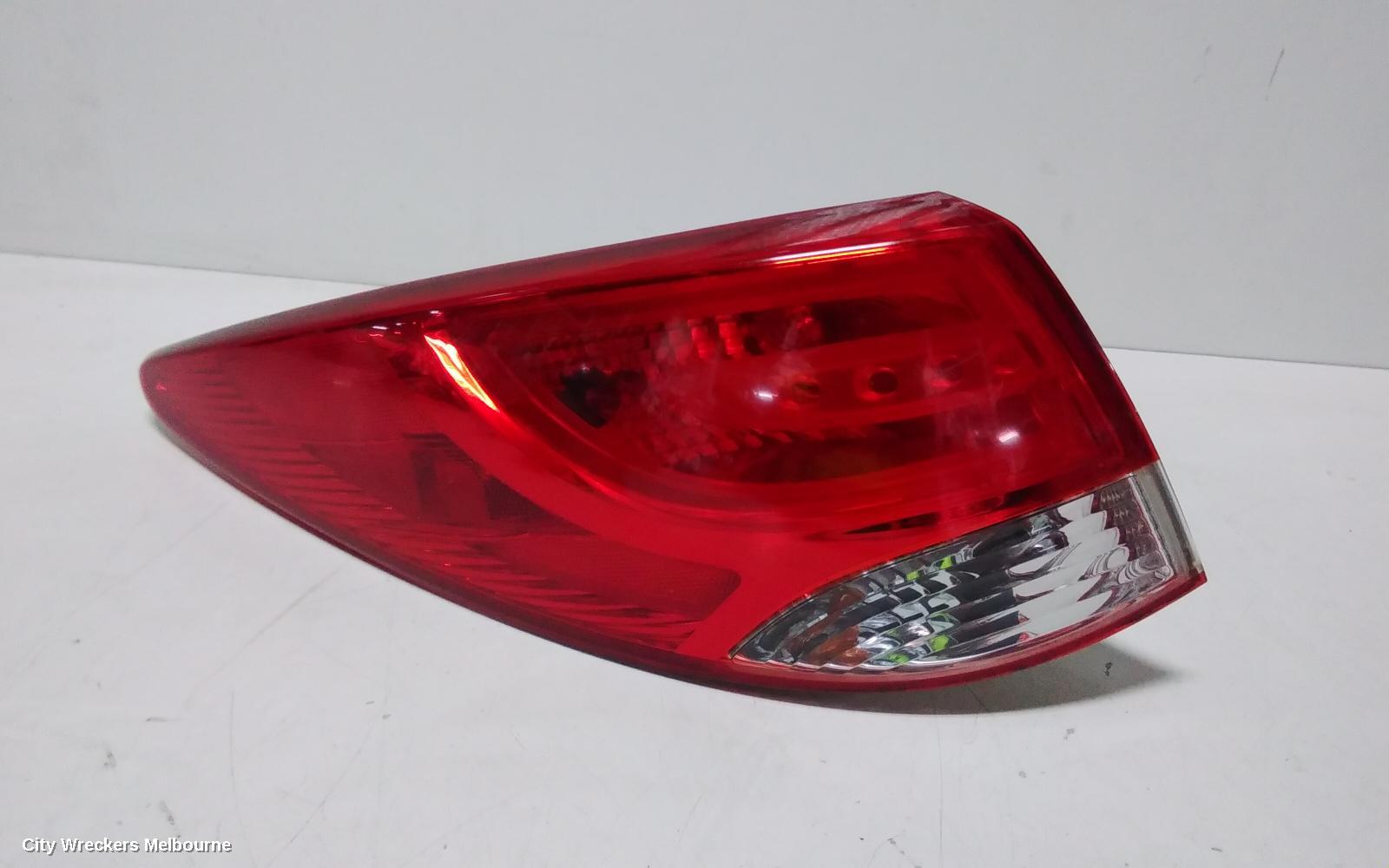 HYUNDAI IX35 LEFT TAILLIGHT, LM SERIES (VIN KMHJ), IN BODY, 11/2009 - 01/2016 - Image 2