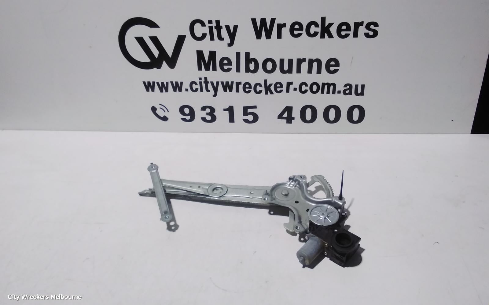 TOYOTA C-HR RIGHT FRONT WINDOW REG/MOTOR, DOOR REG ASSY (REG AND MOTOR), GEN 1, 12/2016 ONWARDS - Image 1