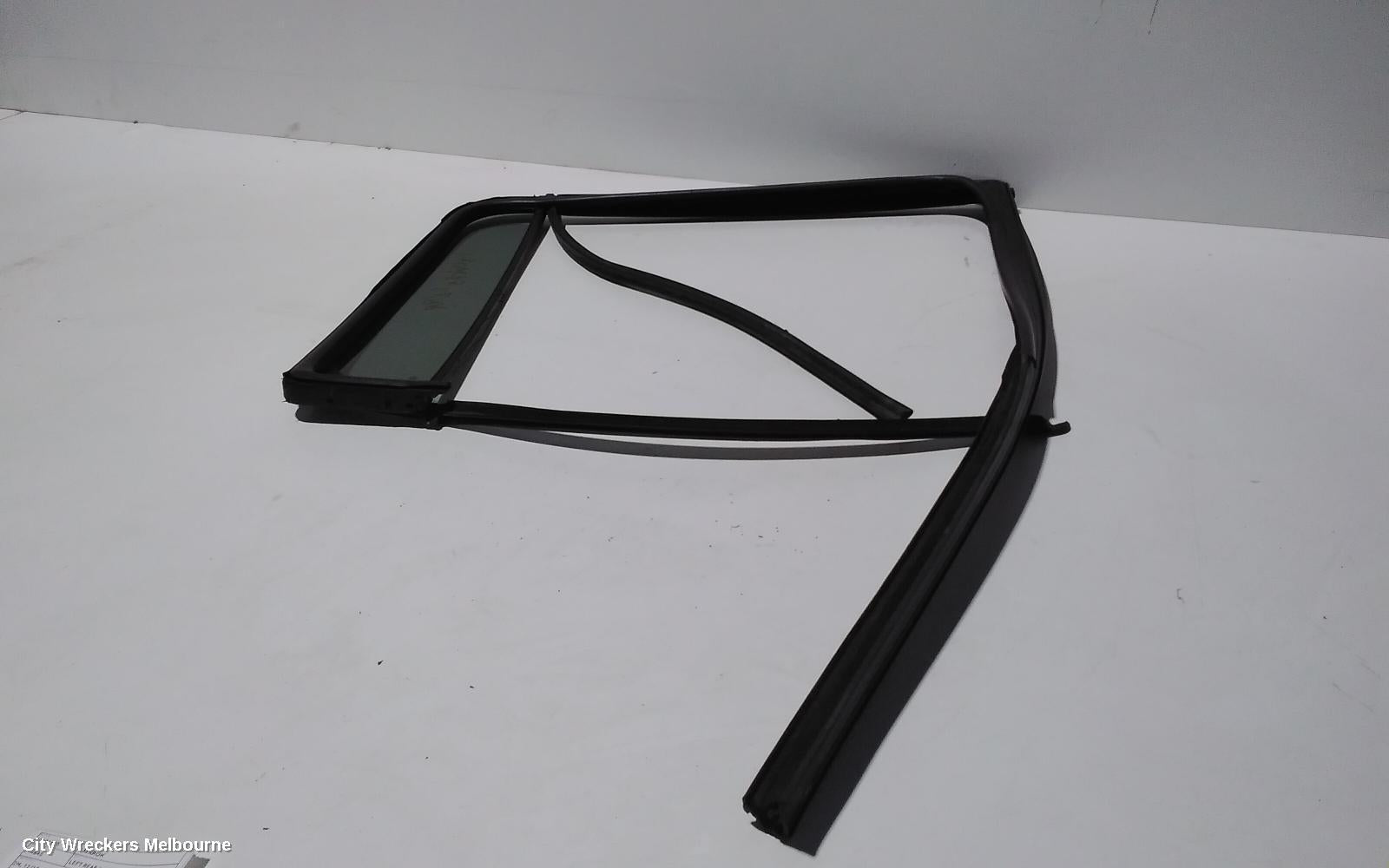 VOLKSWAGEN AMAROK LEFT REAR 1/4 DOOR GLASS, 2H, 12/2010 ONWARDS - Image 1