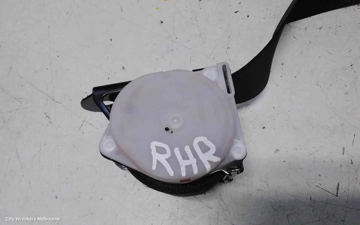 MITSUBISHI PAJERO SEATBELT/STALK, RH REAR, 2ND ROW, SEAT BELT ONLY, PAJERO SPORT, QE-QG, 10/2015 ONWARDS - Image 3