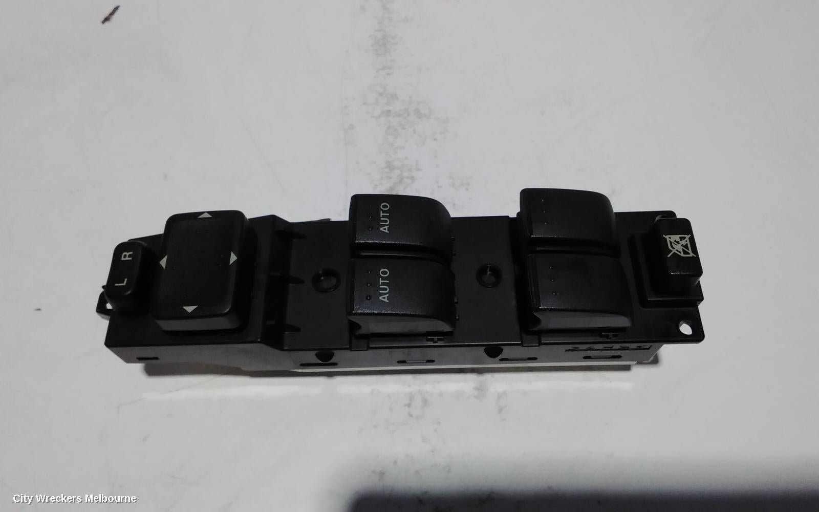 MAZDA CX9 PWR DR WIND SWITCH, RH FRONT (MASTER SWITCH), TB, P/N TD8466350, (8 PIN MIRROR SWITCH PLUG), 12/2007 - 12/2015 - Image 2
