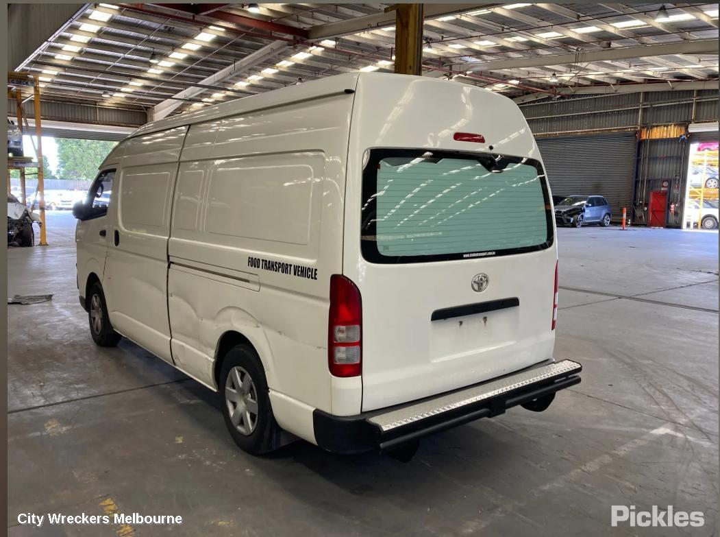TOYOTA HIACE TOWBAR, TRH/KDH, SLWB, W/ STEP, 03/2005 - 04/2019 - Image 3