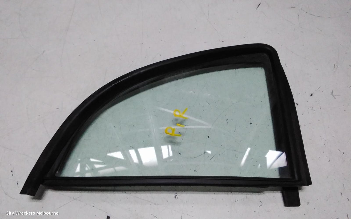 SUZUKI SWIFT RIGHT REAR 1/4 DOOR GLASS, FZ, 08/2010 - 03/2017 - Image 2