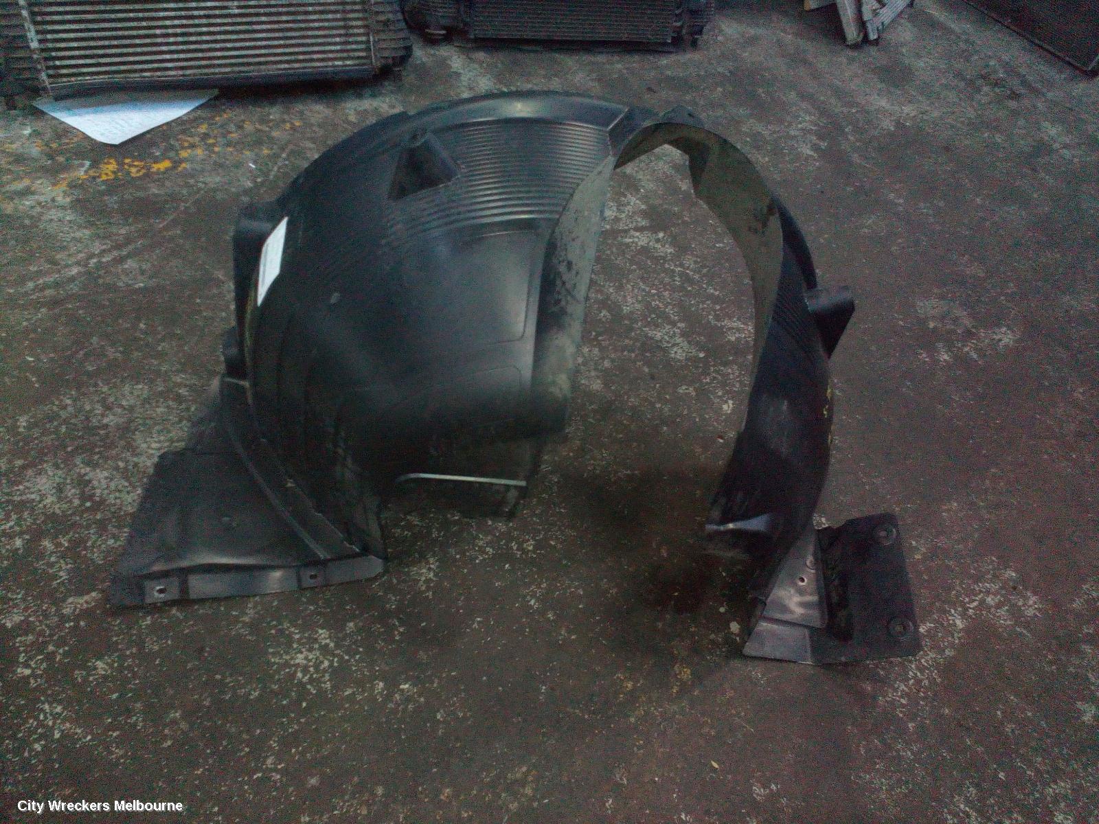 BMW X3 RIGHT GUARD LINER, E83, 09/2006 - 11/2010 - Image 2