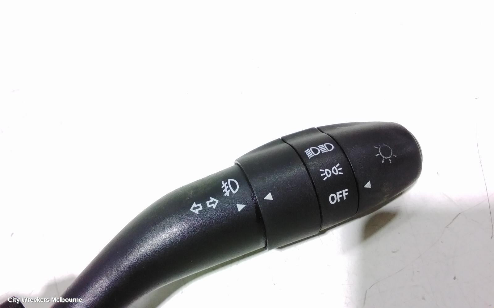 HYUNDAI I30 COMBINATION SWITCH, FLASHER SWITCH, W/ FOGLAMPS, AUTO TYPE, SR, FD, 09/2007 - 04/2012 - Image 2