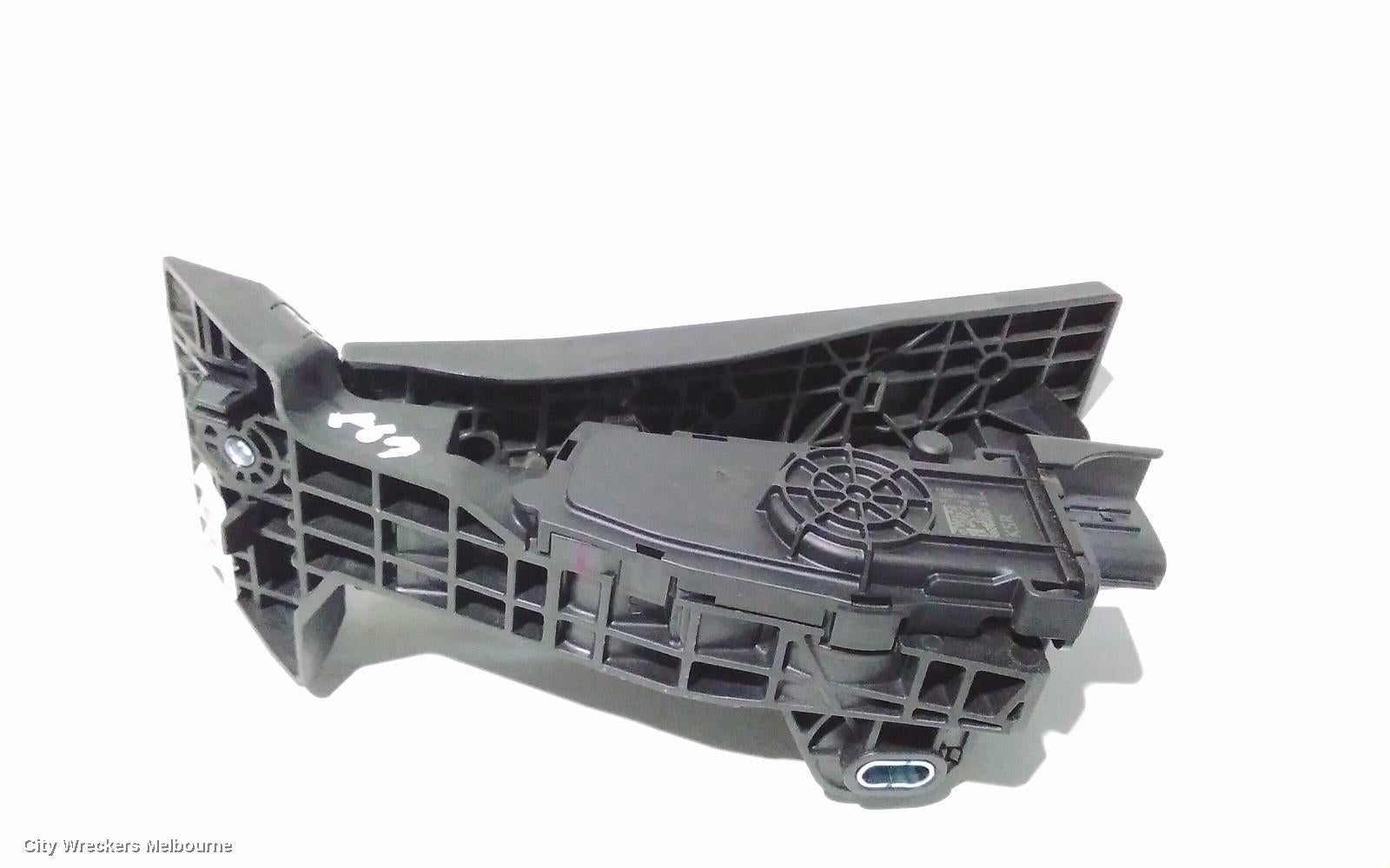 HYUNDAI SANTA FE PEDAL ASSEMBLY, TM, 03/2018 - 10/2023 - Image 2