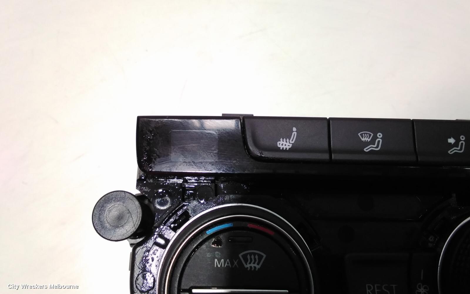 VOLKSWAGEN TIGUAN HEATER/AC CONTROLS, 5NA, FRONT, THREE ZONE CLIMATE CONTROL, W/ SEAT HEATING TYPE, 06/2016 - 05/2021 - Image 3