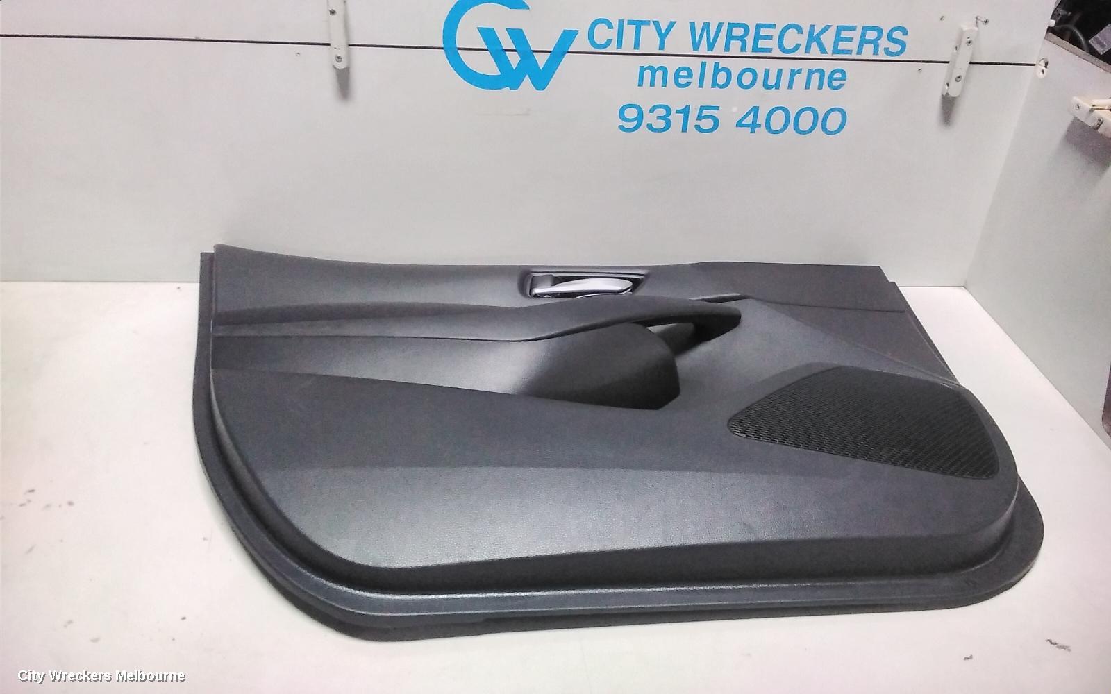 TOYOTA COROLLA DOOR TRIM, ZWE219R, LH FRONT, HATCH, 07/2018 ONWARDS - Image 3