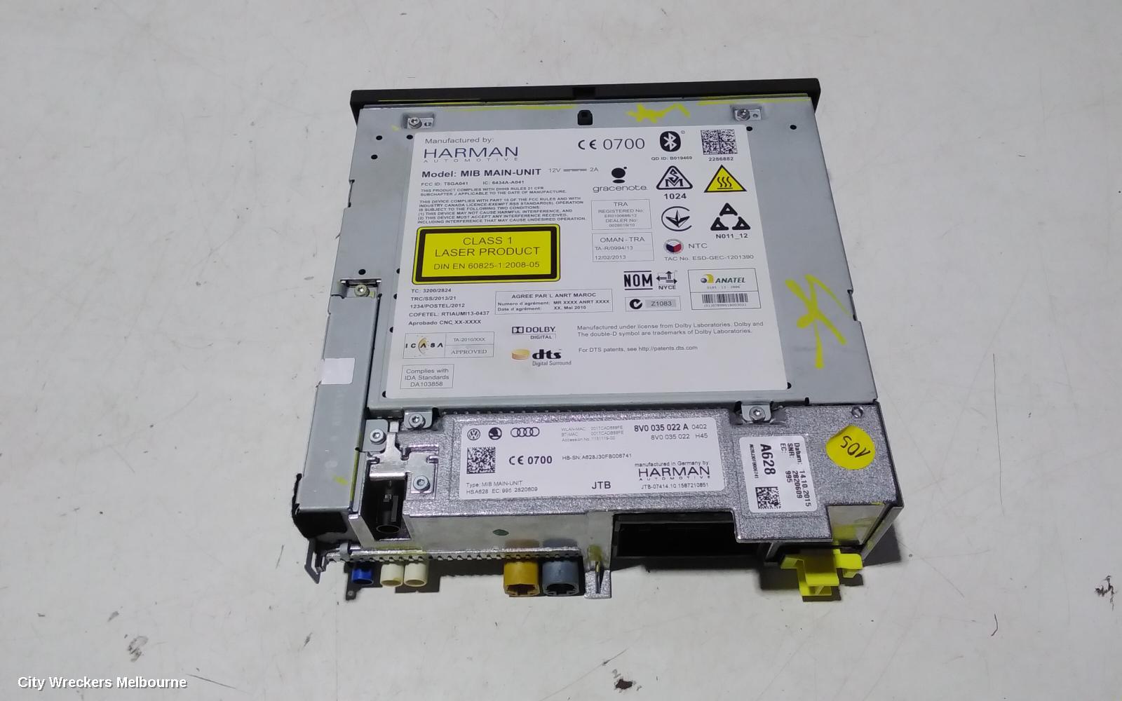 AUDI A3 RADIO/CD/DVD/SAT/TV, MULTIMEDIA 2X SD (IN GLOVEBOX), P/N 8V0035022A, 8V, 11/2015 - 10/2020 - Image 3