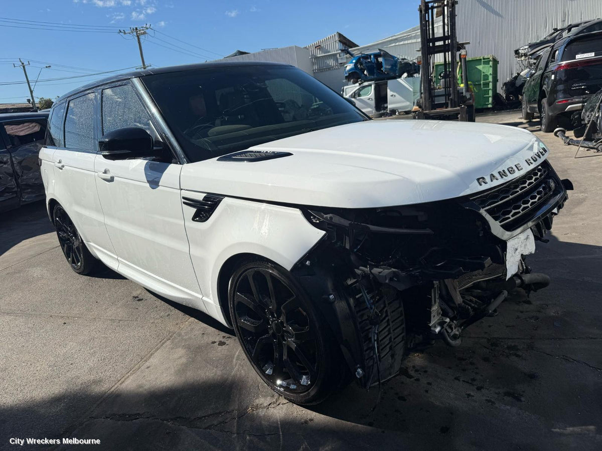 LAND ROVER RANGEROVER SPORT DIFFERENTIAL CENTRE, FRONT, 3.0, DIESEL, SDV6 (215KW), L494, 12/2013 - 04/2015 - Image 3