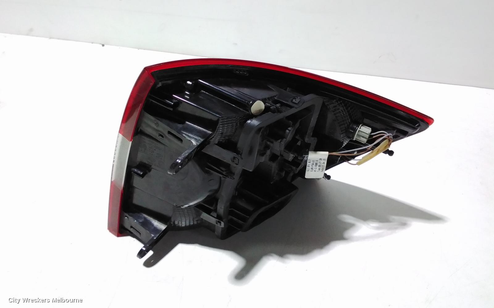 SKODA RAPID LEFT TAILLIGHT, NH, DARKENED TYPE, 05/2014 - 12/2020 - Image 3