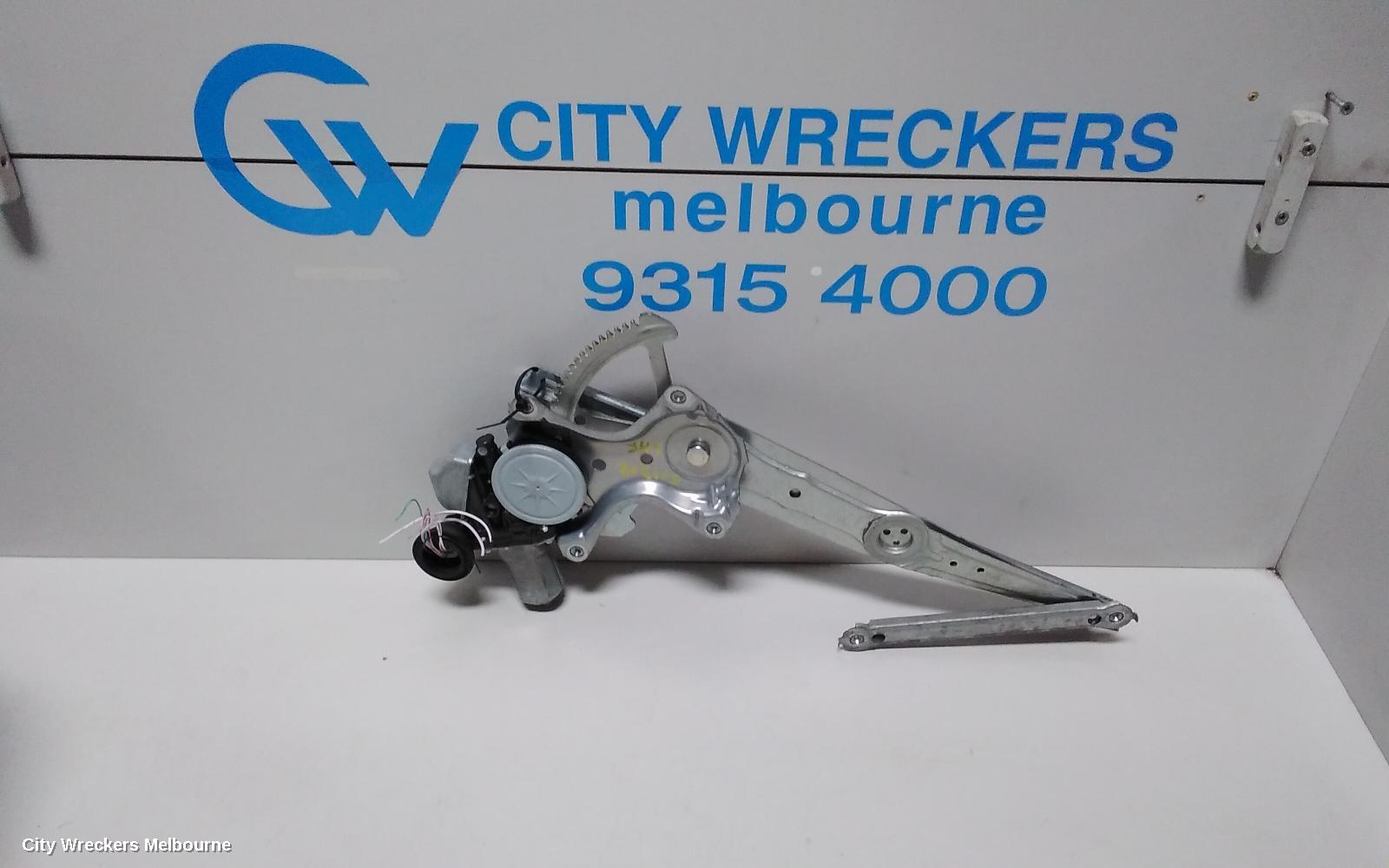 TOYOTA COROLLA LEFT FRONT WINDOW REG/MOTOR, ZRE182R, HATCH, 01/2014 - 06/2018 - Image 1