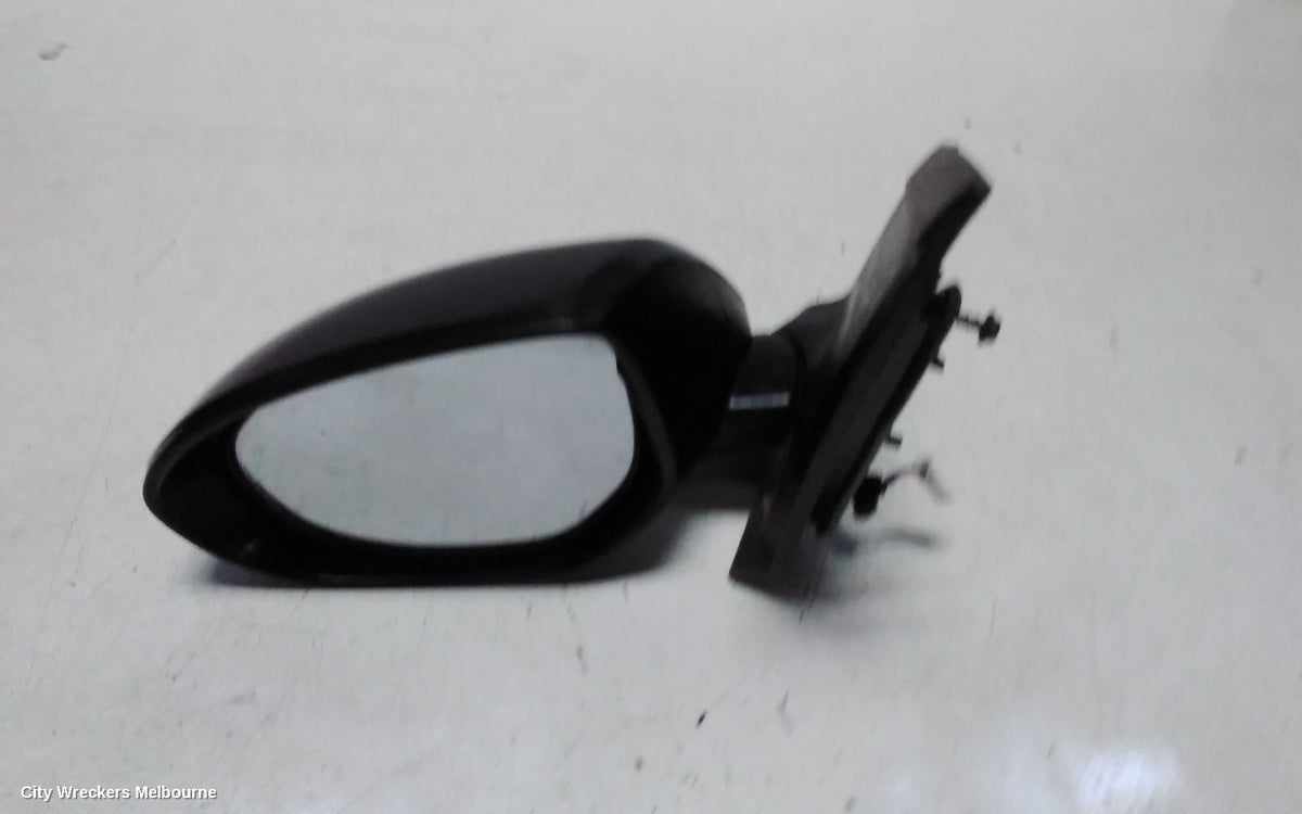 MAZDA 2 LEFT DOOR MIRROR, DE SERIES, HATCH/SEDAN, NON INDICATOR TYPE, 3 WIRE, 09/2007 - 09/2014 - Image 2