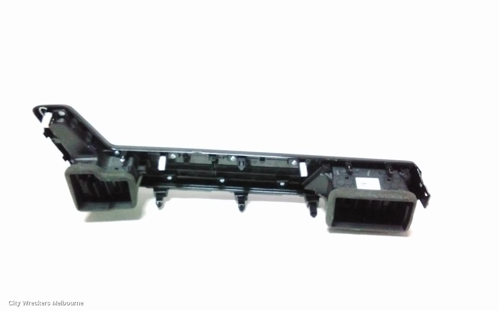 KIA SPORTAGE, NQ5, 09/2021 ONWARDS, LEFT AIR VENT : 118278 - Image 3