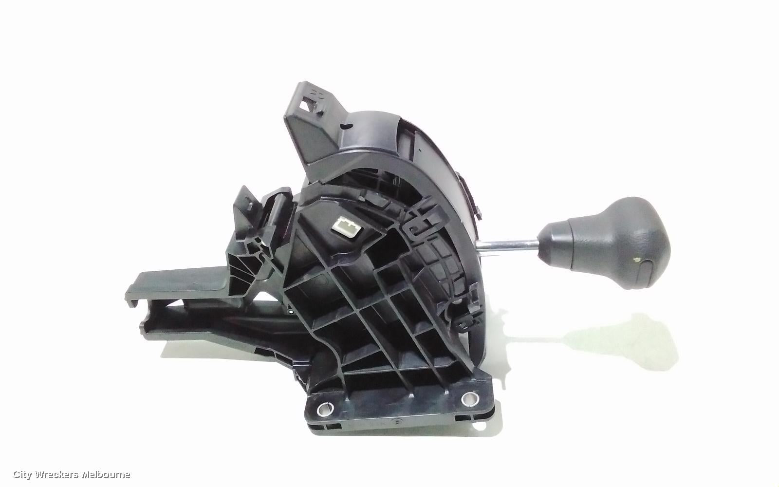 TOYOTA HIACE GEAR STICK/SHIFTER, 300 SERIES, AUTO T/M, 02/2019 ONWARDS - Image 1
