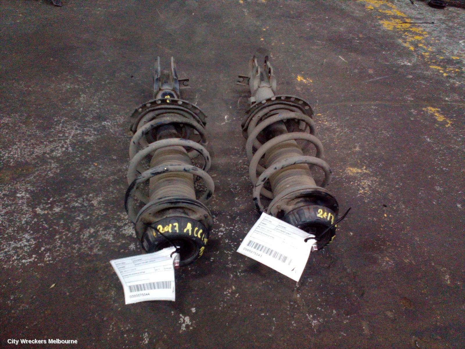 HYUNDAI ACCENT LEFT FRONT STRUT, RB, 05/2011 - 12/2019 - Image 2