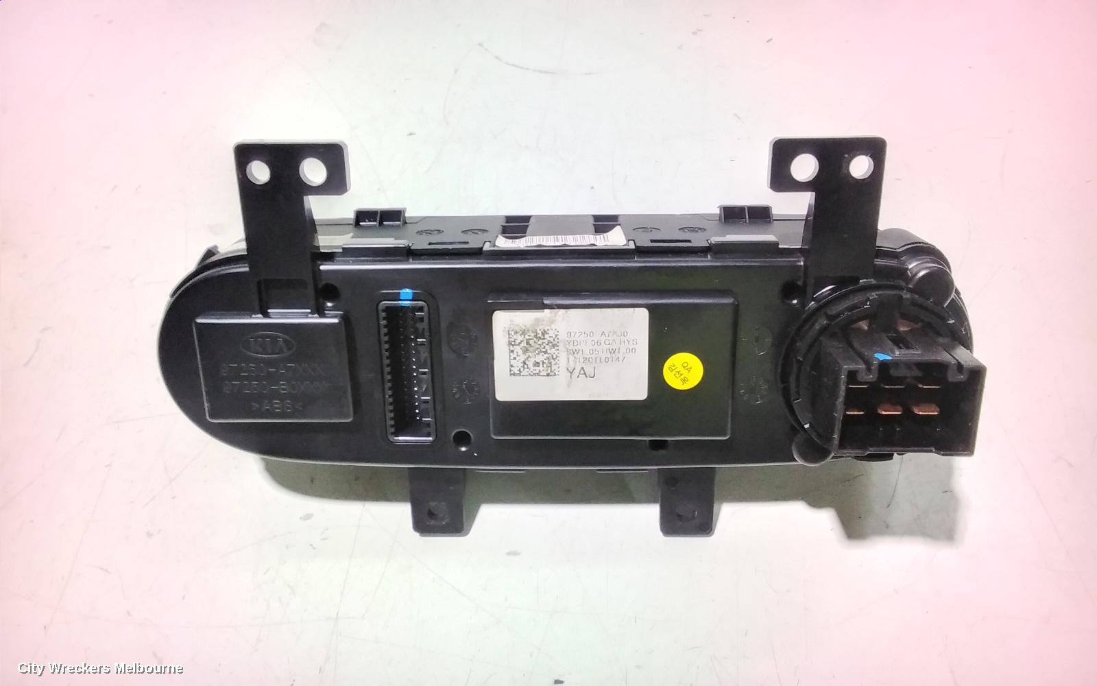 KIA CERATO HEATER/AC CONTROLS, NON CLIMATE CONTROL TYPE, BD, 04/2018 ONWARDS - Image 3