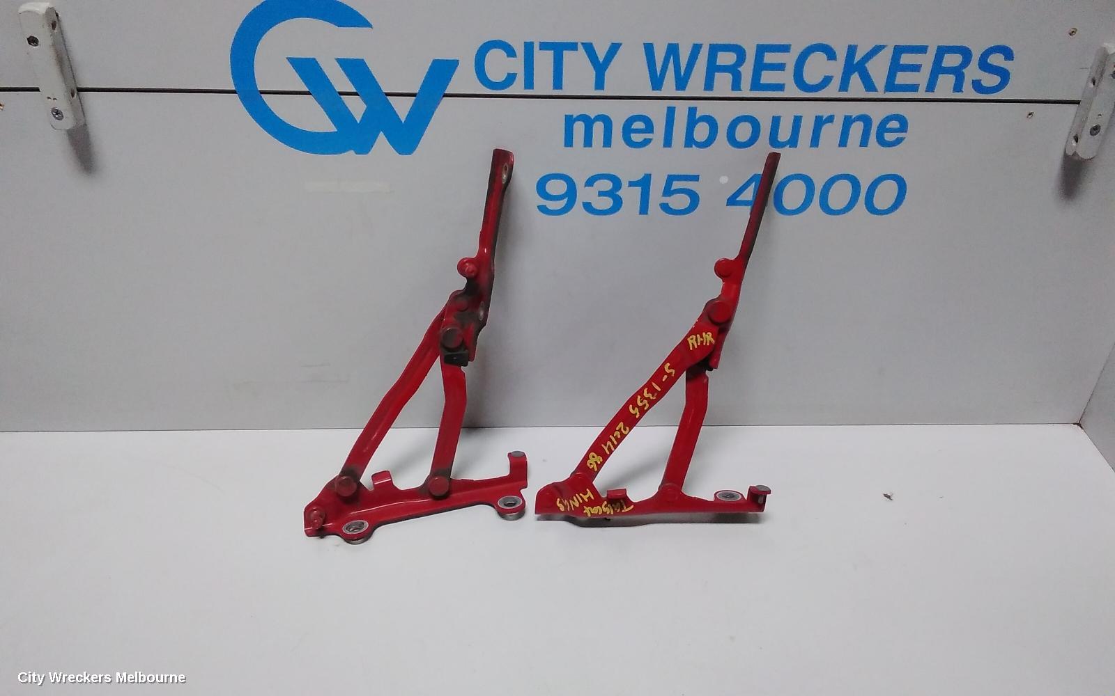 TOYOTA 86 BOOTLID/TGATE HINGE, ZN6, 04/2012 - 09/2021 - Image 2