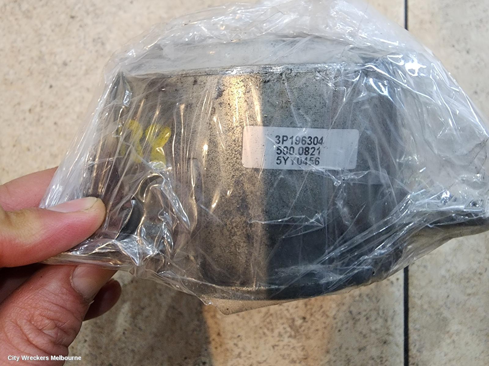 LAND ROVER RANGEROVER EVOQUE FAN, RADIATOR DUAL FAN ASSY, 2.2, DIESEL, L538, 11/2011 - 01/2019 - Image 3