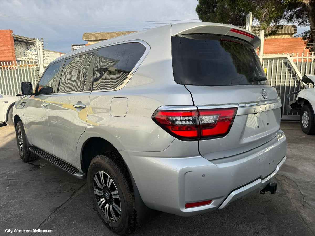 NISSAN PATROL HOODLINING, Y62, 11/2012 ONWARDS - Image 3