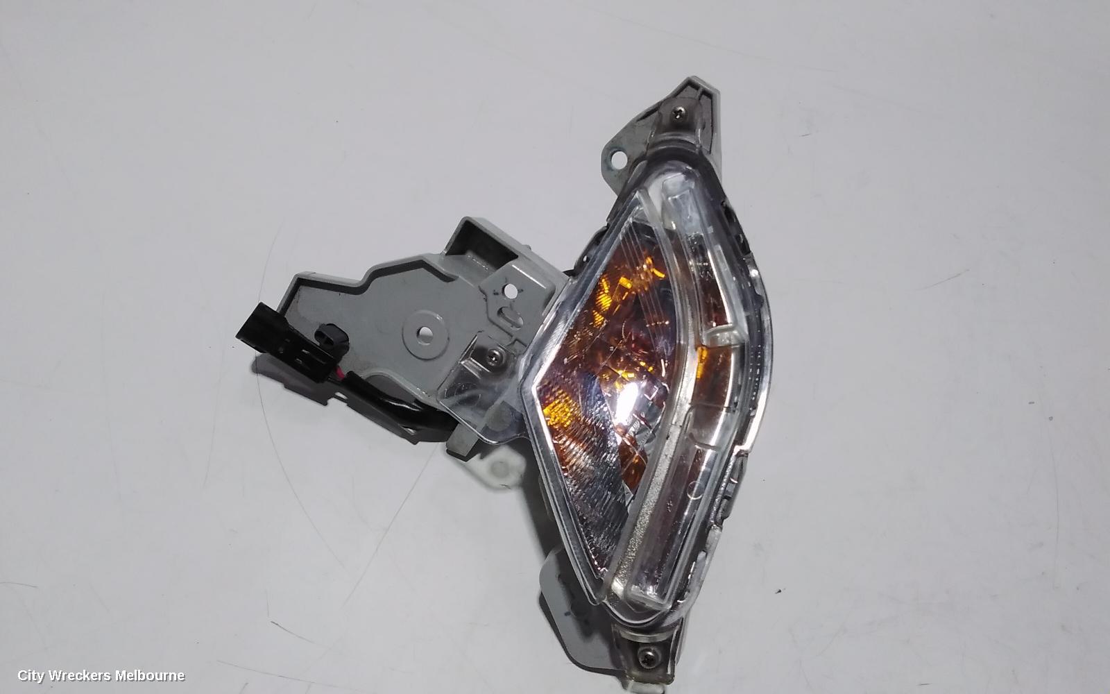 MAZDA CX3 RIGHT INDICATOR/FOG/SIDE, BUMPER FLASHER, DK, 03/2015 ONWARDS - Image 2