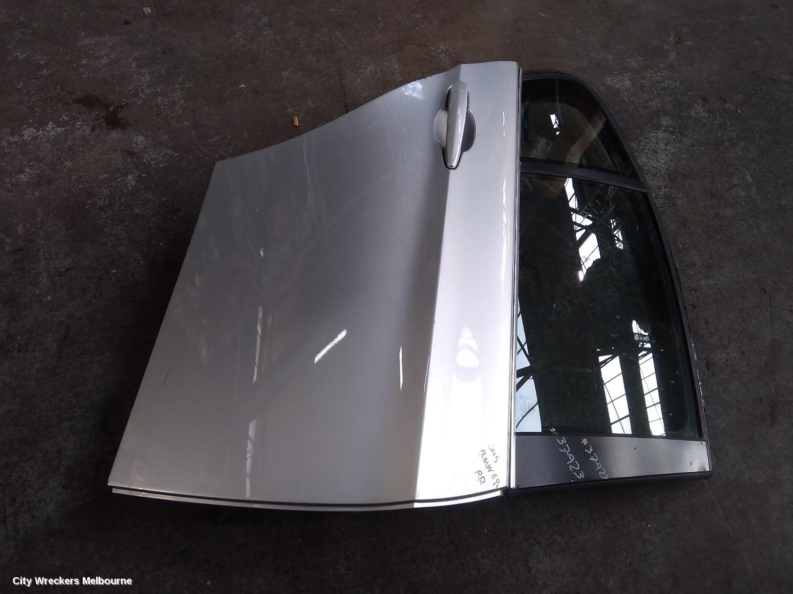 BMW 3 SERIES RIGHT REAR DOOR, E90, SEDAN, 03/2005 - 01/2012 - Image 1