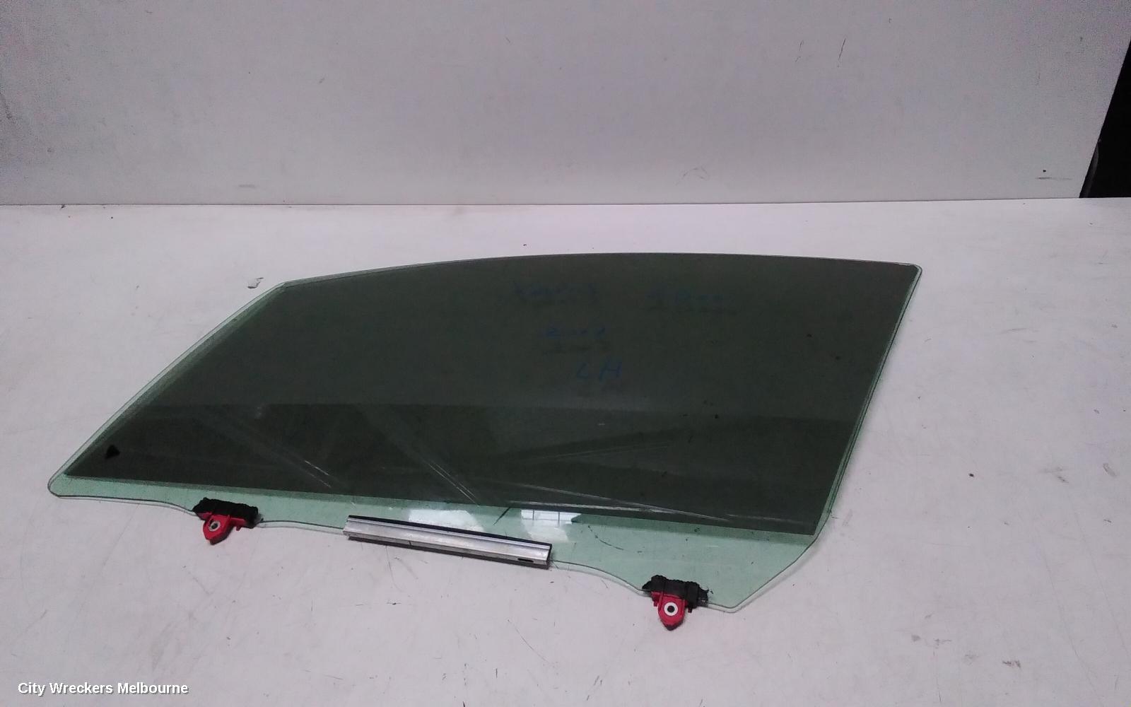 TOYOTA YARIS LEFT FRONT DOOR WINDOW, NCP9#, 5DR HATCH, 10/2005 - 07/2011 - Image 2