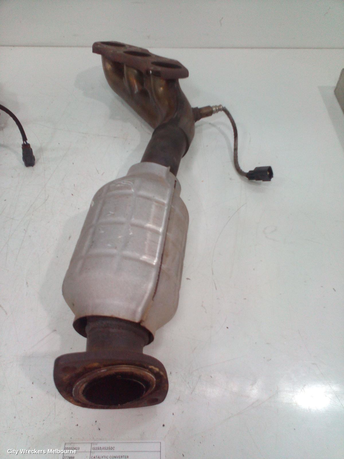 LEXUS IS250/IS250C CATALYTIC CONVERTER, MANIFOLD-CAT TYPE, 2.5, PETROL, RH SIDE, GSE20R, 08/2010 - 12/2014 - Image 3