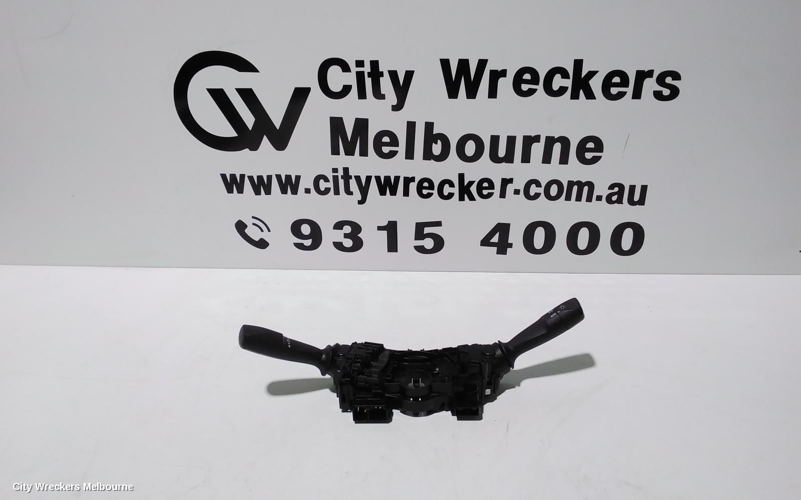 TOYOTA HILUX COMBINATION SWITCH, FLASHER SWITCH, NON FOGLAMP TYPE, 09/2015 ONWARDS - Image 1