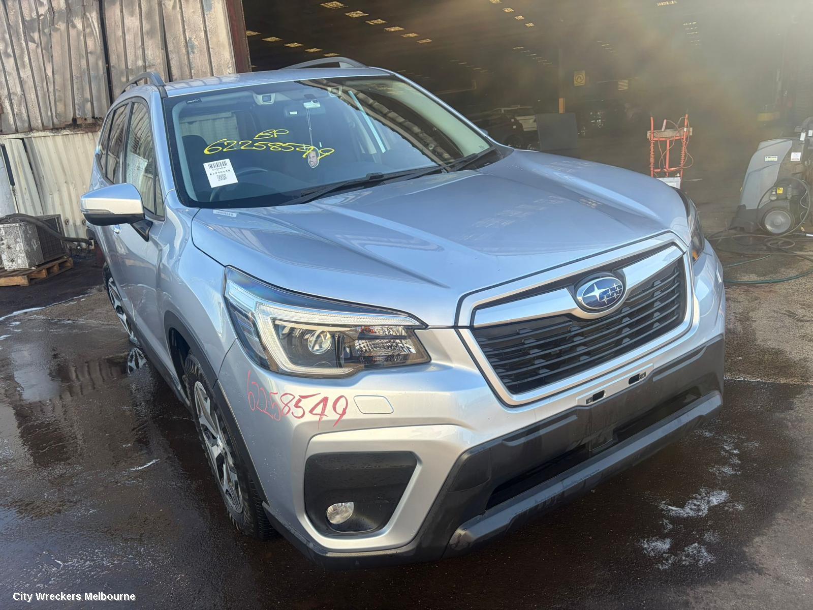 SUBARU FORESTER LEFT FRONT WINDOW REG/MOTOR, SK, 08/2018 - 11/2024 - Image 1