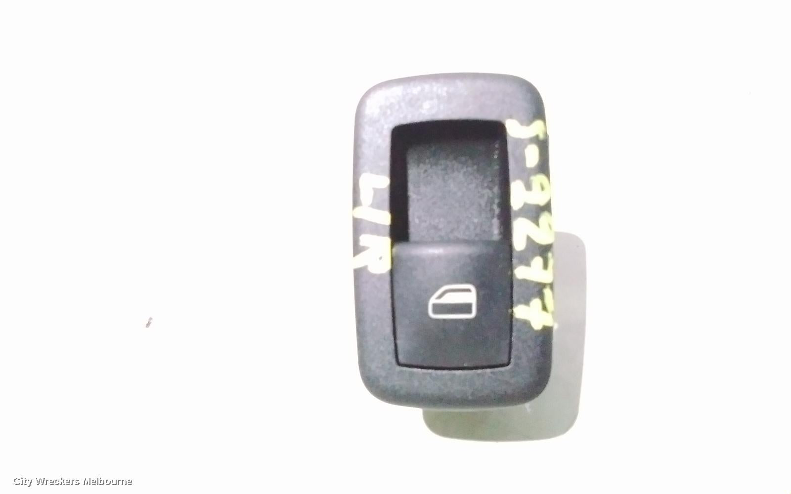 JEEP CHEROKEE PWR DR WIND SWITCH, LH REAR/RH REAR, KL, 02/2014 - 11/2022 - Image 2