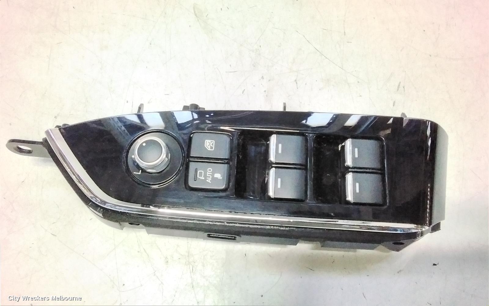 MAZDA CX8 PWR DR WIND SWITCH, RH FRONT (MASTER SWITCH), KG, 05/2018 ONWARDS - Image 3