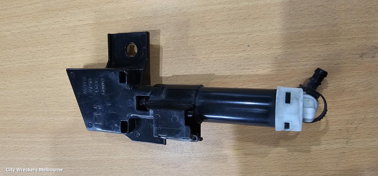 SUBARU FORESTER WASHER JET, SJ, 01/2013 - 08/2018 - Image 2