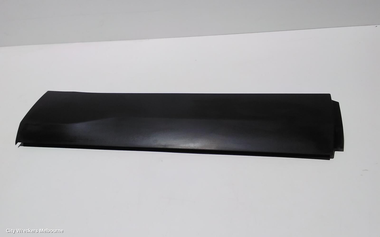 LAND ROVER DISCOVERY SPORT DOOR MOULD, RHR LOWER MOULD: 88117, L550, 01/2015 ONWARDS - Image 1
