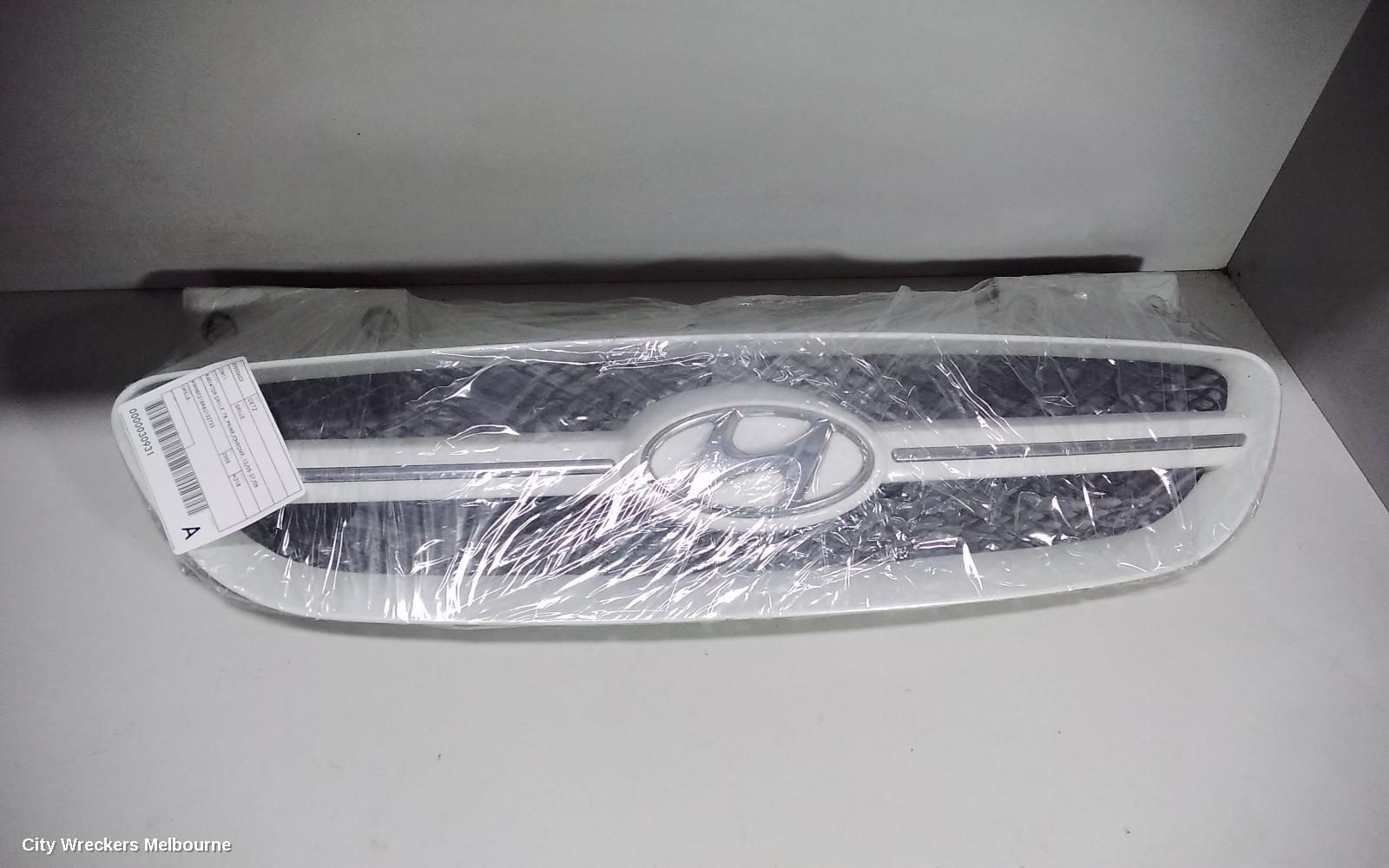 HYUNDAI GETZ GRILLE, RADIATOR GRILLE, TB, PRIME/CHROME, 10/2005 - 07/2008 - Image 3