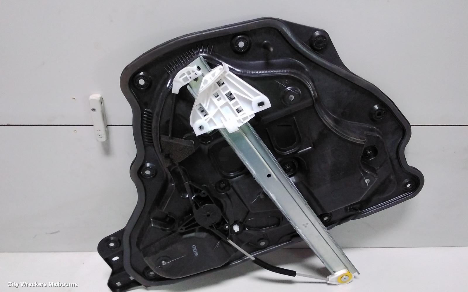 MAZDA CX9 RIGHT FRONT WINDOW REG/MOTOR, TC, 07/2016 ONWARDS - Image 3