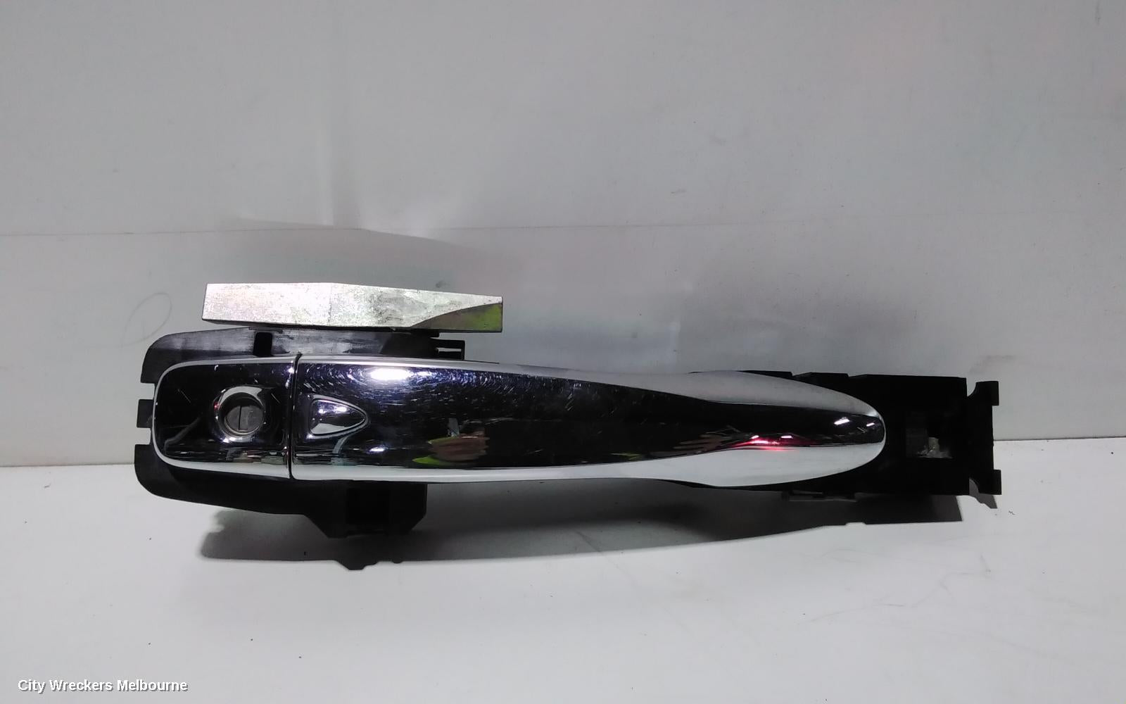 NISSAN NAVARA DOOR HANDLE, NP300, OUTER, RH FRONT, CHROME, 05/2015 ONWARDS - Image 1