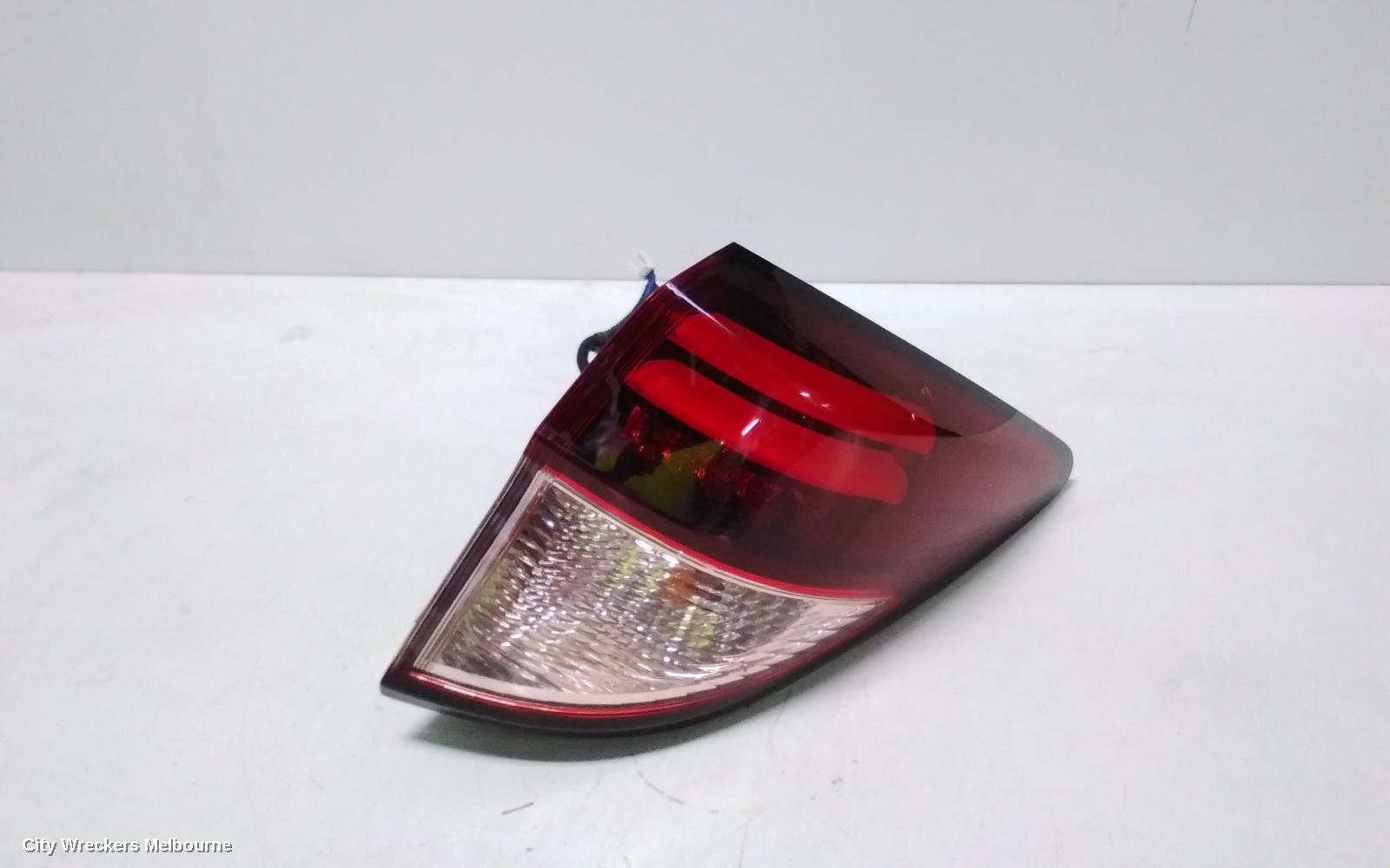 HONDA HRV RIGHT TAILLIGHT, RU5, VTI-S/VTI-L, OPTICAL GUIDE TYPE, 12/2014 - 06/2018 - Image 1