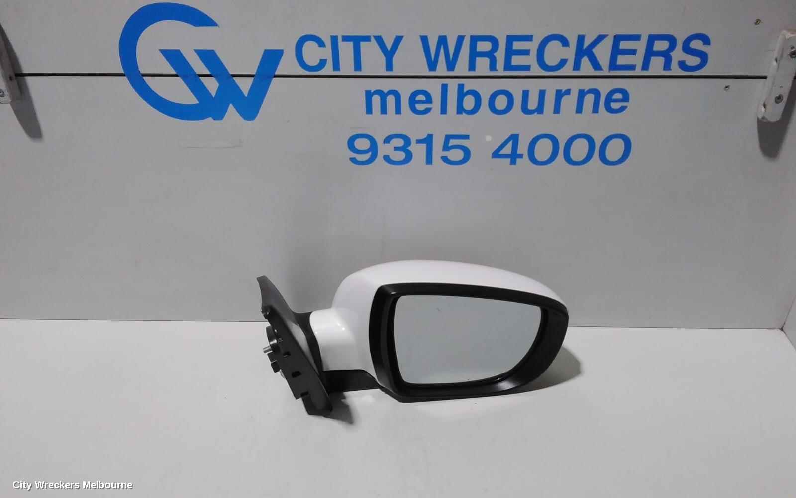 HYUNDAI IX35 RIGHT DOOR MIRROR, LM SERIES, POWER FOLD (8 PIN), 11/2009 - 01/2016 - Image 1