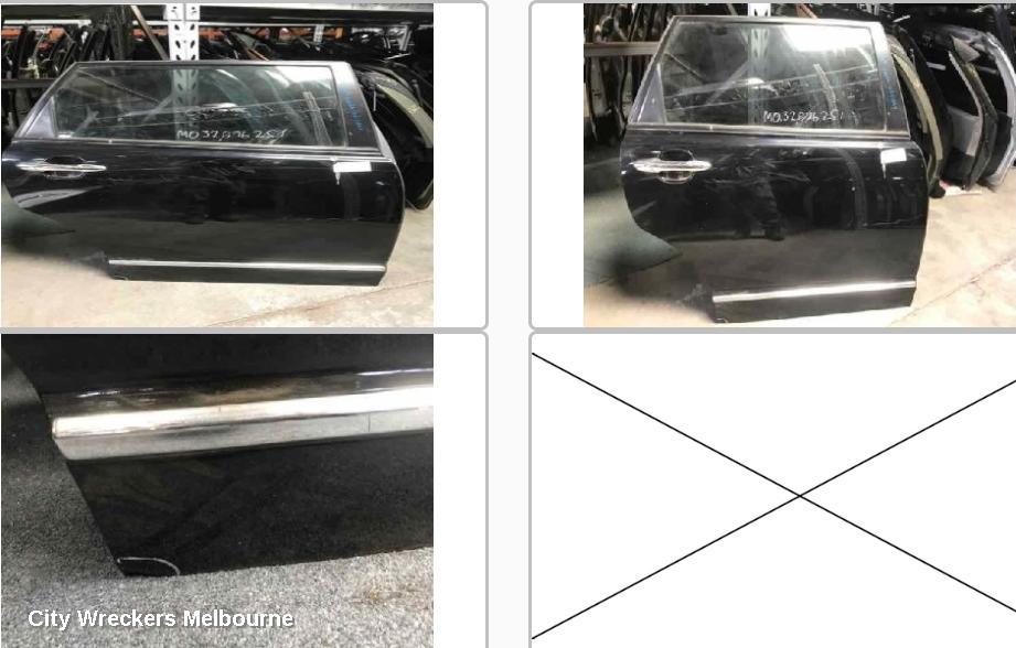 HONDA ODYSSEY RIGHT REAR DOOR, RB, 07/2004 - 03/2009 - Image 1