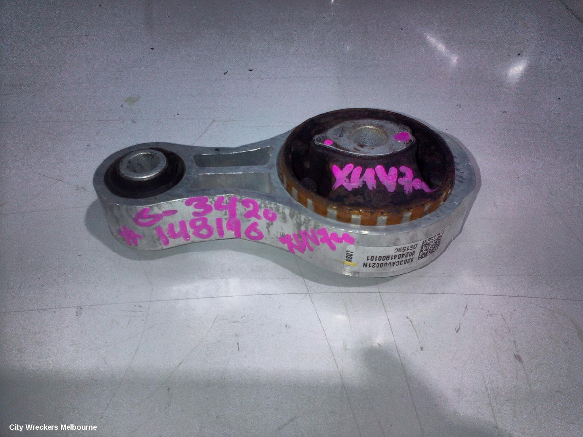 MAHINDRA XUV700 MOUNT, W601, 01/2023 ONWARDS - Image 2
